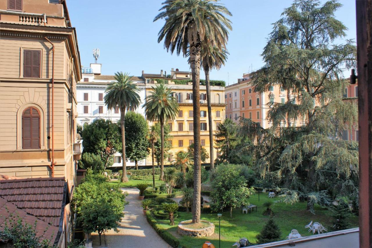 Capitolium 2* Rome